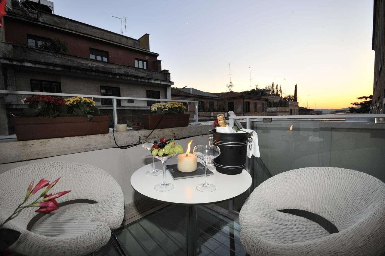Terrazza Marco Antonio Luxury Suite Рим Екстериор снимка
